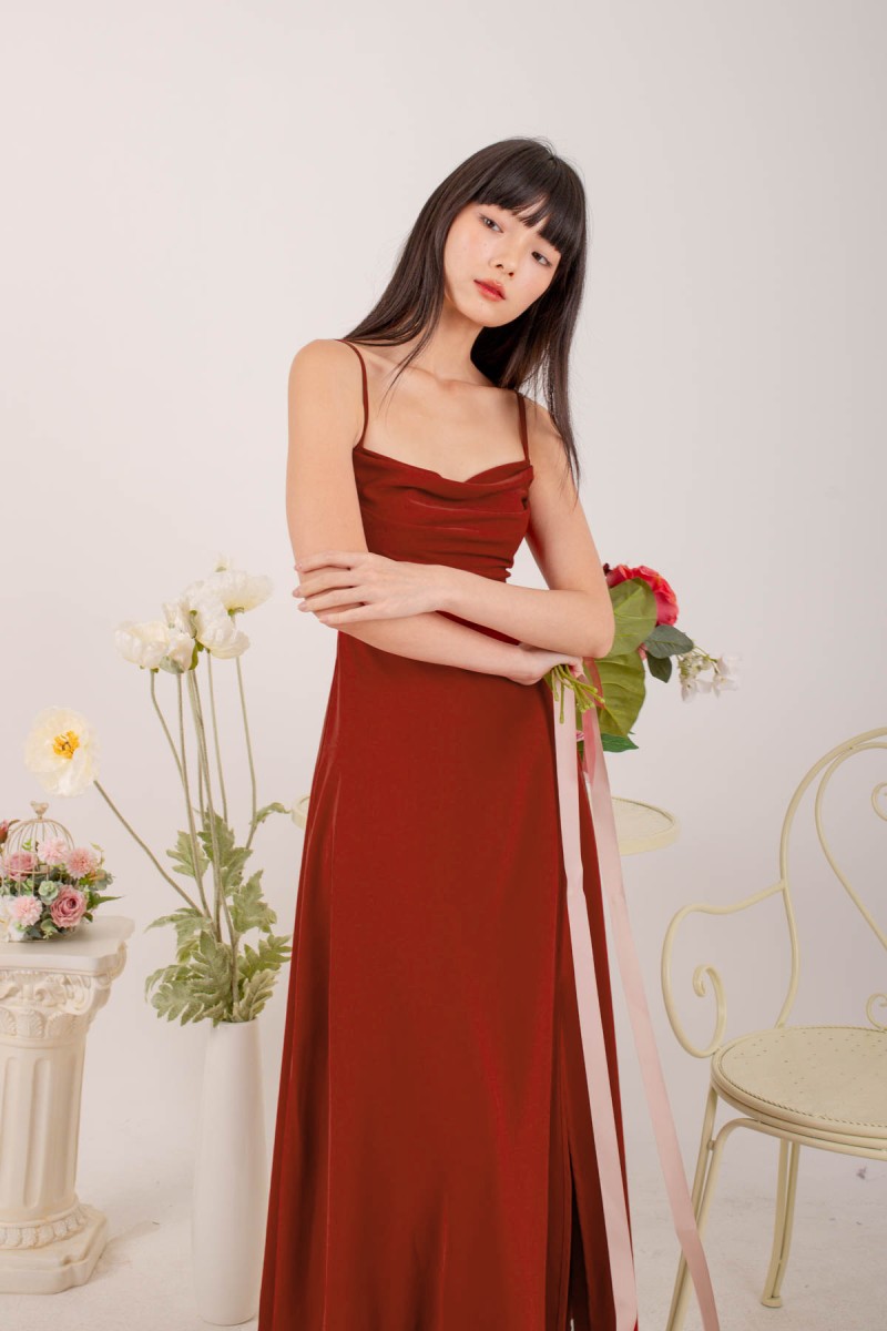 RESTOCK6: Liessa Ruched Twist Maxi in Wine
