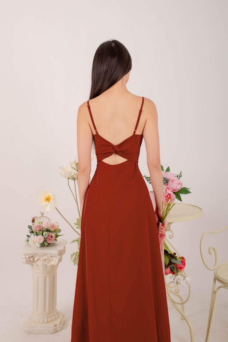 RESTOCK5: Liessa Ruched Twist Maxi in Wine