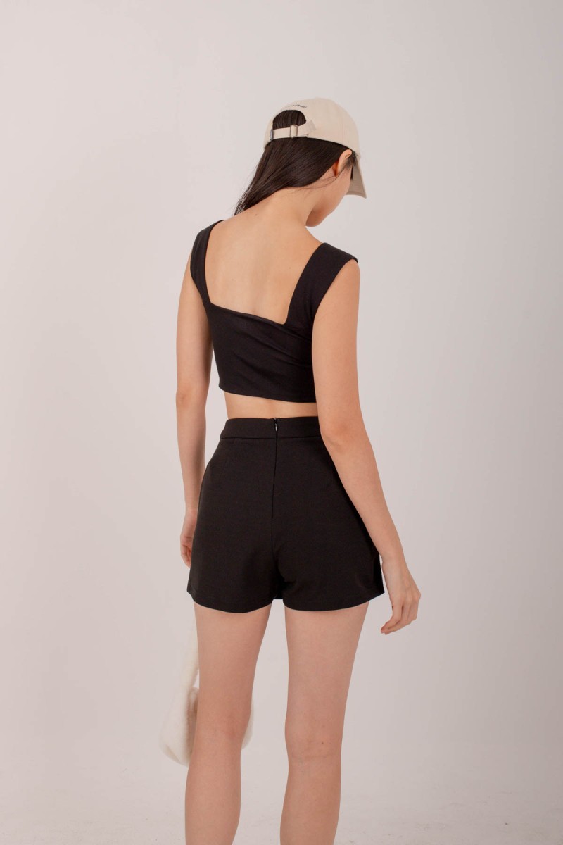 Bowie Square Sleeveless Padded Top in Black