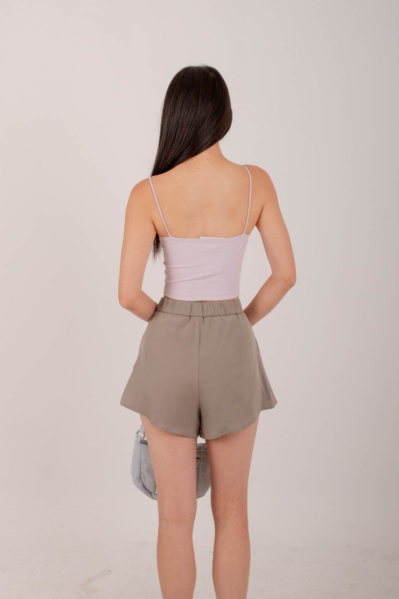 Erin Pleated Flare Shorts in Ash Taupe