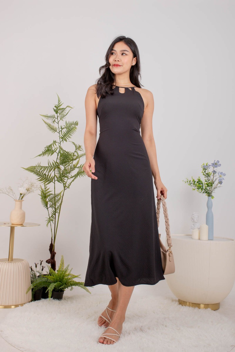 Elara Textured Halter Midi Dress in Black