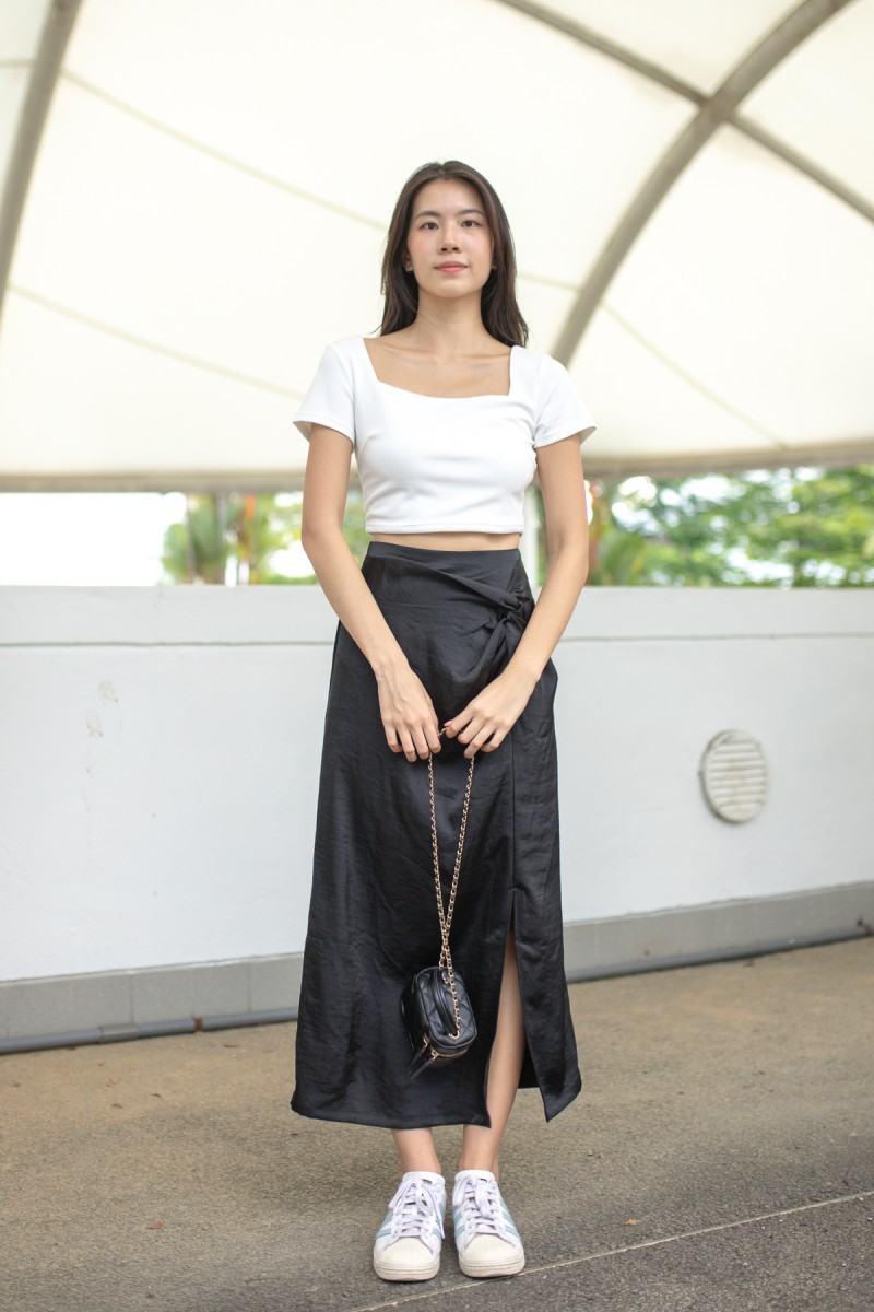 Cycia Twist Midi Skirt in Black