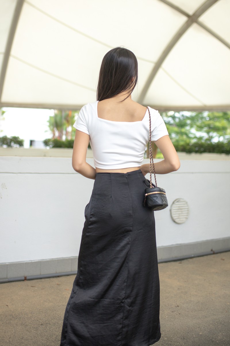 Cycia Twist Midi Skirt in Black