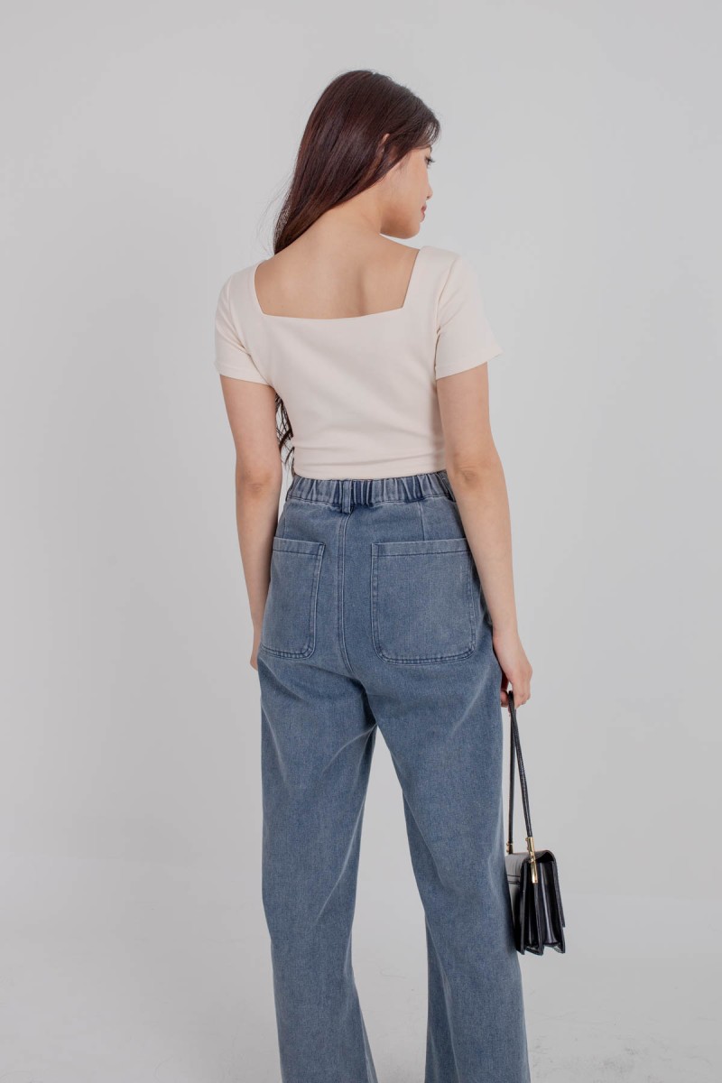 RESTOCK3: Dynamics Square-Neck Crop Top in Cream