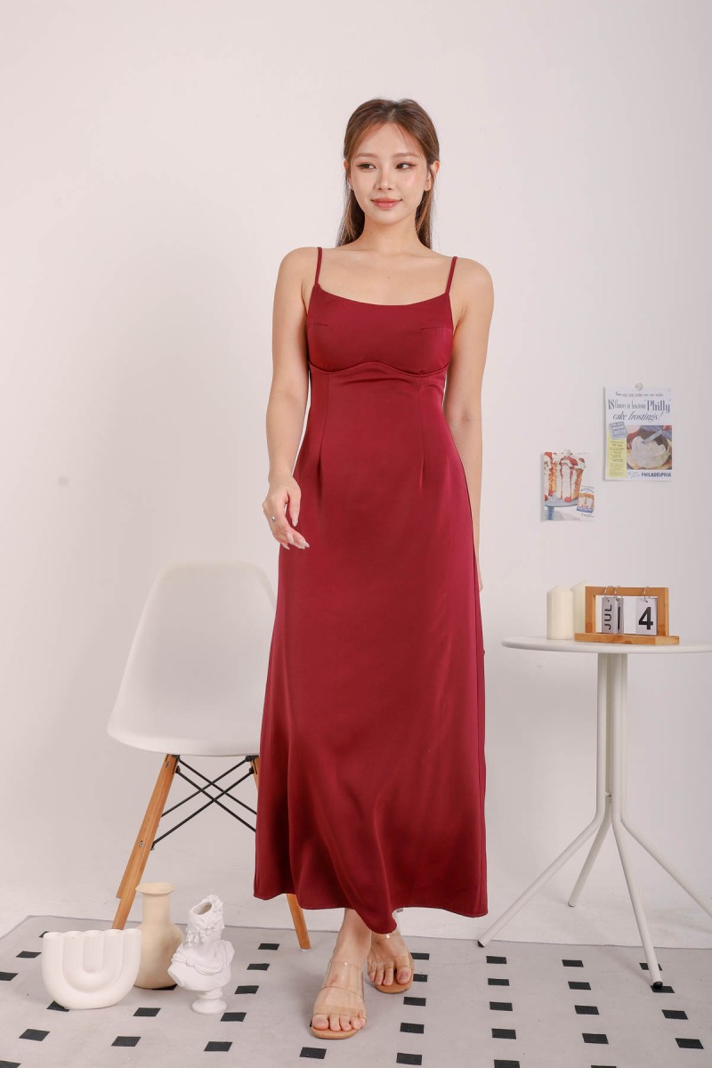 Laina Padded Bustier Maxi Dress in Wine