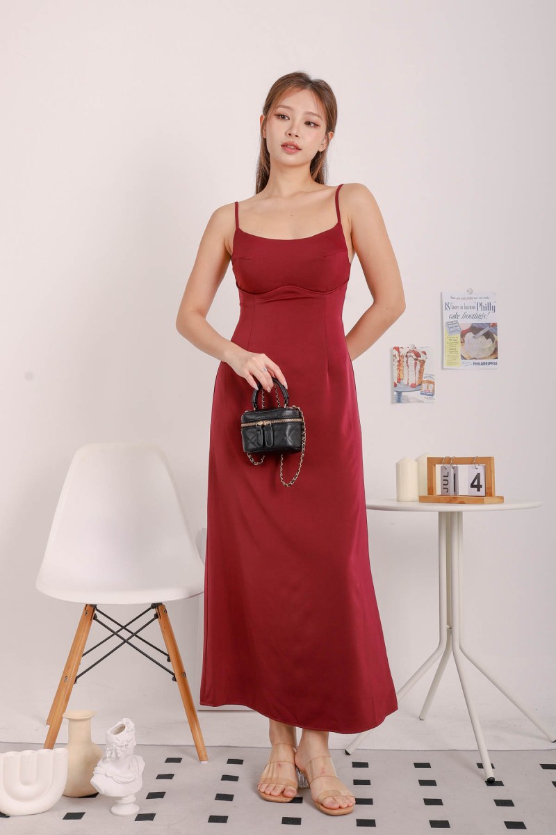 Laina Padded Bustier Maxi Dress in Wine