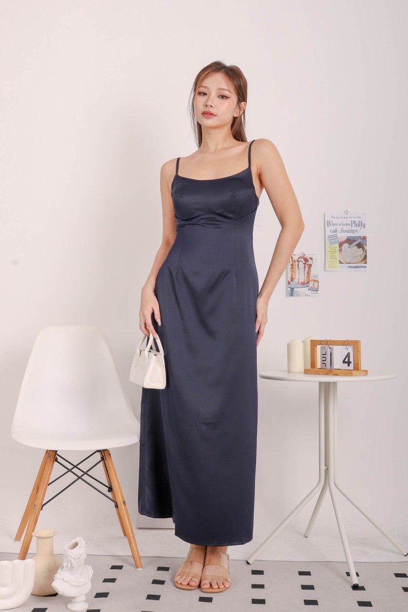 Laina Padded Bustier Maxi Dress in Midnight