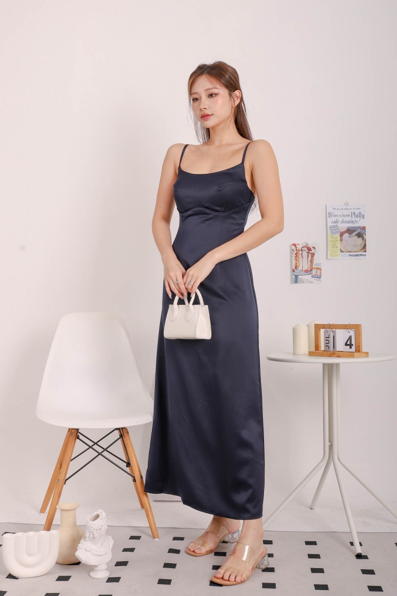 Laina Padded Bustier Maxi Dress in Midnight