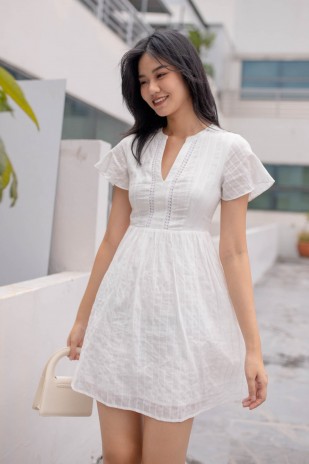 Gorin Lace Trim Flutter Dress in White (MY)