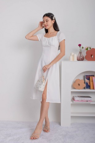 Elodie Ruched Puff Midi Dress in White (MY)