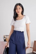 Bayenne Textured Scoop Puff Top in White (MY)