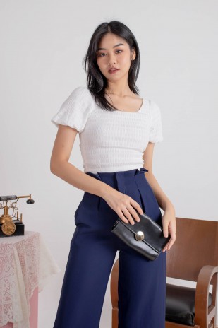 Bayenne Textured Scoop Puff Top in White (MY)